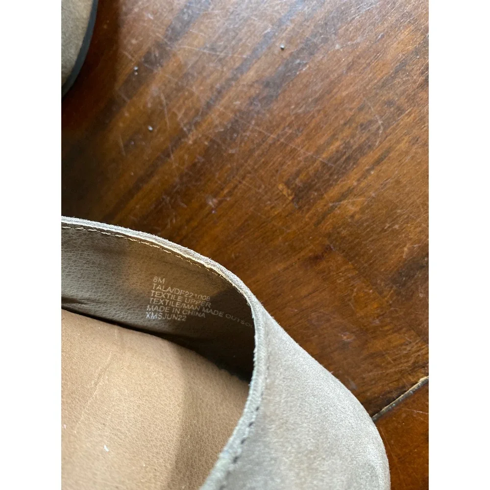 Daisy Fuentes‎ Tala Taupe Faux Suede Wedge Heels Ankle Strap Shoes Womens 8M